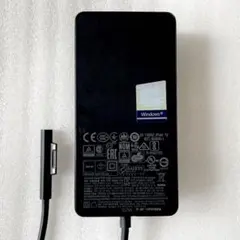 Microsoft Model 1798 Surface 102W ACアダプタのサムネイル
