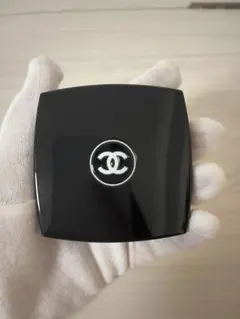 CHANEL LES 4OMBRES 394 DIVINATION アイシャドウ