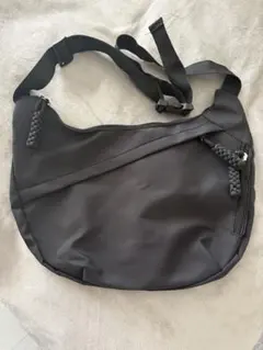 ショルダーバッグ ブラック