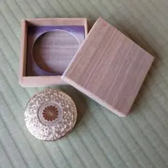 皇室 ボンボニエール シルバー 銀製 花模様 小物入れ 木箱付き - メルカリ