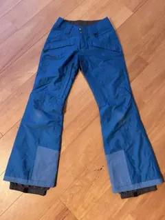 patagonia スノーボードパンツ 青　women’s