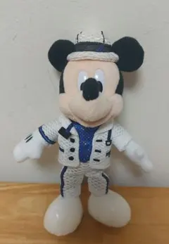 ディズニーランド　クラブマウスビート　ミッキー　ぬいぐるみ　バッジ