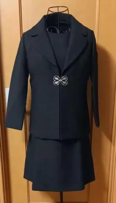 黒のワンピース