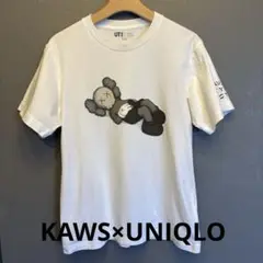 KAWS TOKYO FIRST ユニクロ　UTコラボ限定Tシャツホワイト　Ｓ