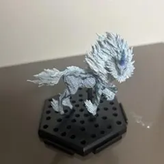 モンハン　フィギュア　キリン