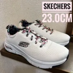 極美品　SKECHERS Arch Fit ファーストブラッサム　23.0CM