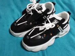 スニーカー ブラック/ホワイト　27cm　新品