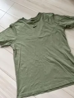 a*u様 NIKE Tシャツ　カーキ