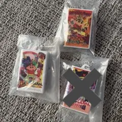 映画 クレヨンしんちゃん　ビデオテープミニチュアチャームコレクション