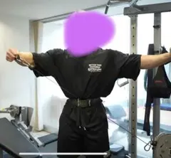 ヴァンキッシュフィットネス　Tシャツ1枚、ハーフパンツ1枚セット