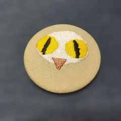 絵本の刺繍缶バッジVer.2
