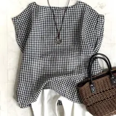 セロリ様【新品】アーバンリサーチドアーズ ギンガムチェックリネン後釦ブラウス