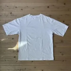 UNIQLO ホワイト クルーネック Tシャツ 半袖