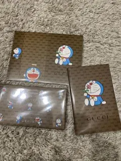 GUCCI×ドラえもんコラボ　メモパッド