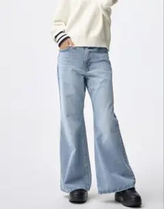 GU GIRLSリラックスワイドフレアジーンズ　62 ブルー　140cm