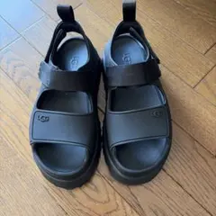 UGG ブラック スポーツサンダルのサムネイル