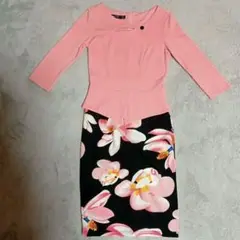 ピンクと黒の花柄 長袖ワンピース HOMEYEE
