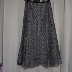 ミニフラワーレースフレアスカート