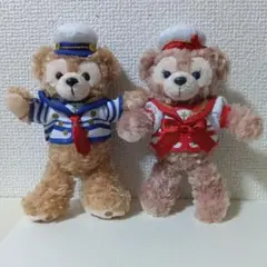 ダッフィーとシェリーメイ ぬいぐるみバッチ　航海士制服