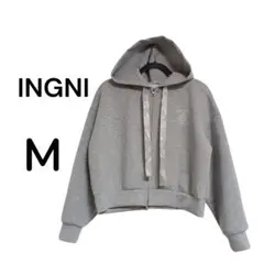 ✨INGNI✨グレー フード付きパーカー M 短丈パーカー