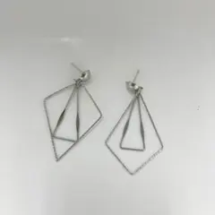 【新品未使用】幾何学デザイン フープピアス シルバー シンプル