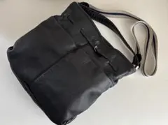 FURLA フルラ メンズ 2wayショルダーバッグ 本革 黒 A4収納可能 2026年最新】FURLA カラー：ブラック系 メンズ ショルダーバッグの人気