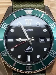 カシオ●電池交換済●純正ベルト&NATOモスグリーン付き●極美品ほぼ無傷●カジキ