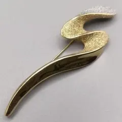 刻印あり モダンアートブローチ ゴールドライン