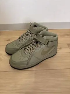 Nike Air Force 1 Mid オリーブ