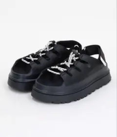 UGG/W GOLDENGLOW TOGGLE 7/BK