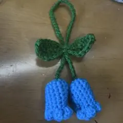 かぎ針編み 花と葉のチャーム