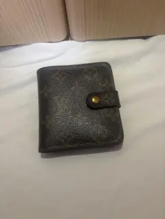 LOUIS VUITTON 二つ折り財布 モノグラム