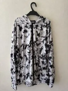 Item thumbnail for item b368bb44-16b8-4c8c-96b1-06838189b0da