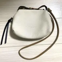 美品　 ジャンニキアリーニ　アリファS ショルダーバッグ　2way オフホワイト