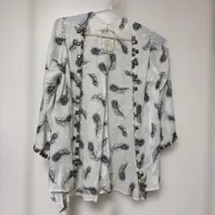Avan Lily 羽根模様 チュニック 羽織 白 フリーサイズ カーディガンのサムネイル