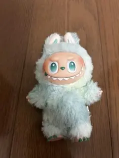 ラブブ　ぬいぐるみ