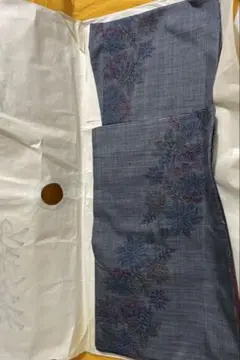 【美品】紬着物 しつけ糸付き 大島紬　正絹 花柄