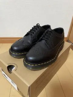 Dr. Martens ウィングチップ シューズのサムネイル
