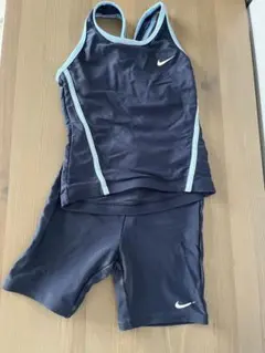 Nike ネイビー セパレート水着 女の子用（110-130）