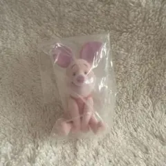 くまのプーさん ぬいぐるみ 四つ葉のクローバー - メルカリ