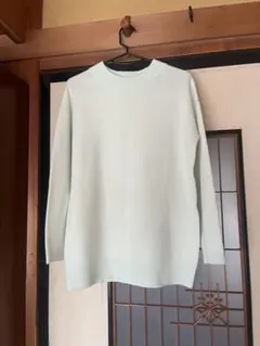 アズール　ミントグリーン クルーネック 長袖ニット　未使用　Sサイズゆったり