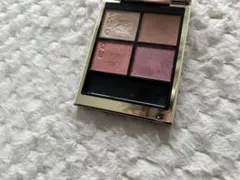 SUQQU スック　シグニチャーカラーアイズ 04 純撫子