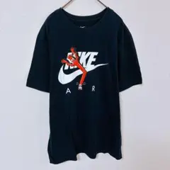 ナイキ　Tシャツ　メンズM　黒色　前面プリント　綿100％