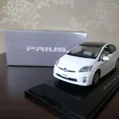 ☆極美品☆Toyota Prius Z Hybrid 60 プリウス 1/43 - メルカリ