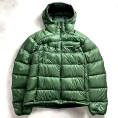 極美品 モンベル ライトアルパインダウンパーカ グリーン M 1101606のサムネイル