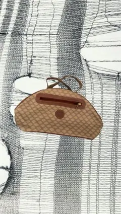 Item thumbnail for item 7f076a98-fa26-40b4-af8b-557346cae368