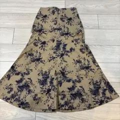 美品✳︎Mila Owen 花柄フレアロングスカート ベージュ×ネイビー