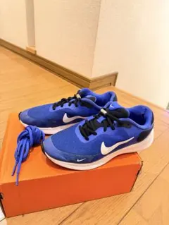 Nike レボリューション 青 スニーカー 新品紐付き 23cm