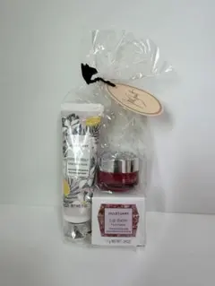 JILLSTUART ハンドエッセンス30g＆リップバーム フィグ フリージアのサムネイル