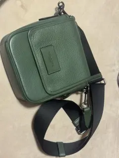 未使用】COACH クロスボディバッグ ライムグリーン シボ革 メンズ